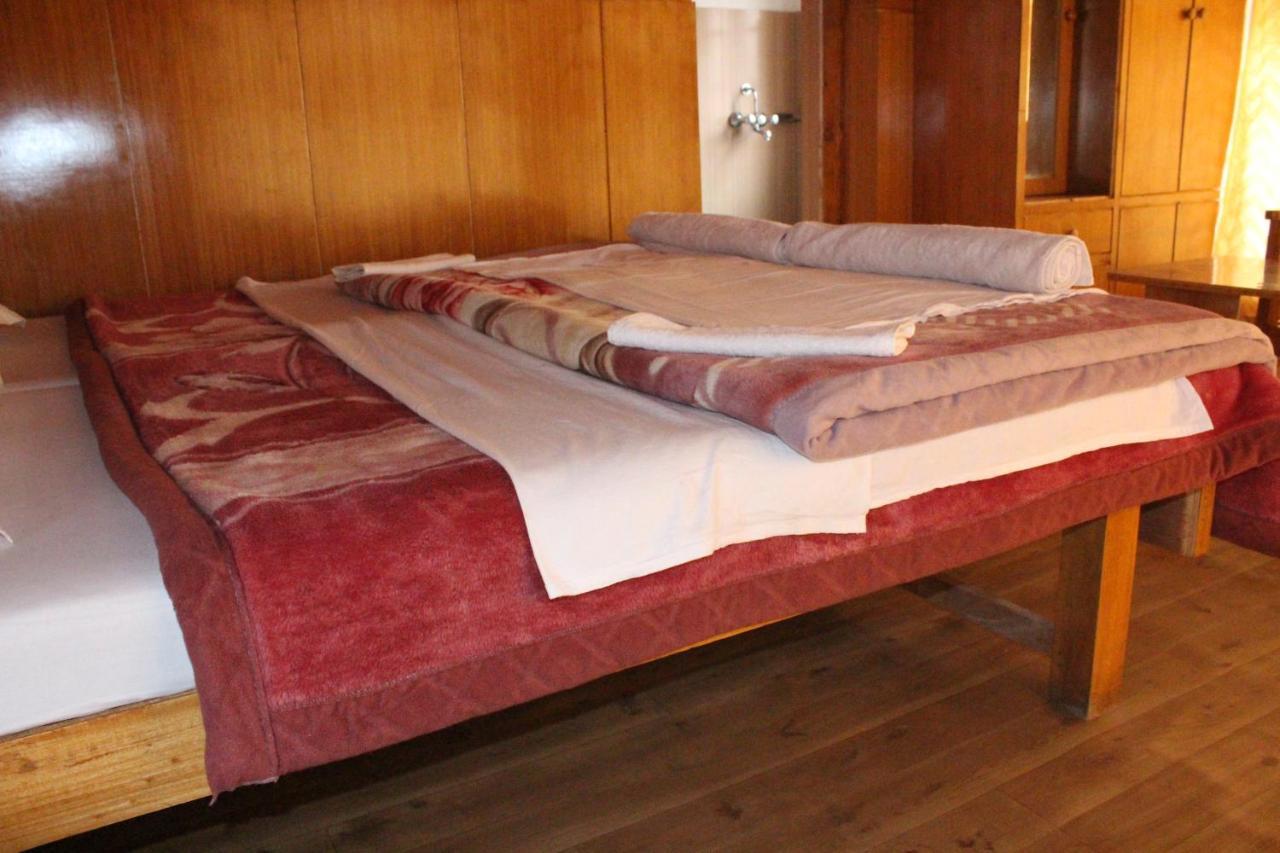 Hotel Sand Dune Deskit Buitenkant foto